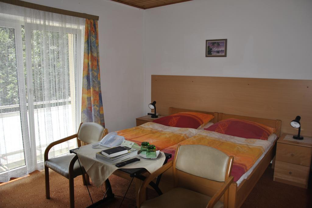 Gasthof Und Pension Haunschmid Rechberg Δωμάτιο φωτογραφία